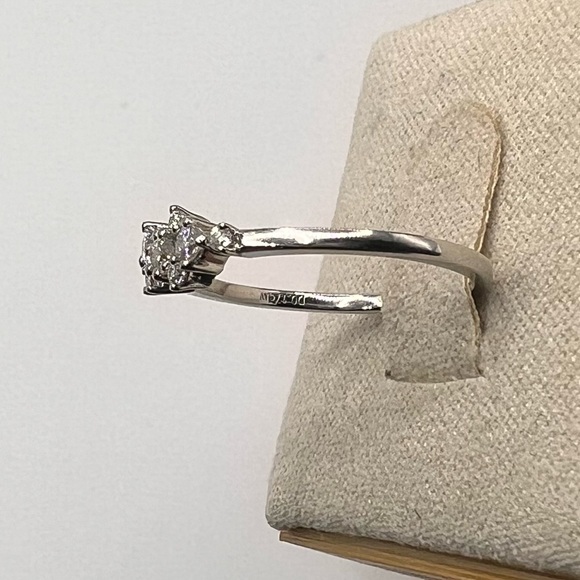 Multi cluster round brilliant ring - Picture 5 of 7